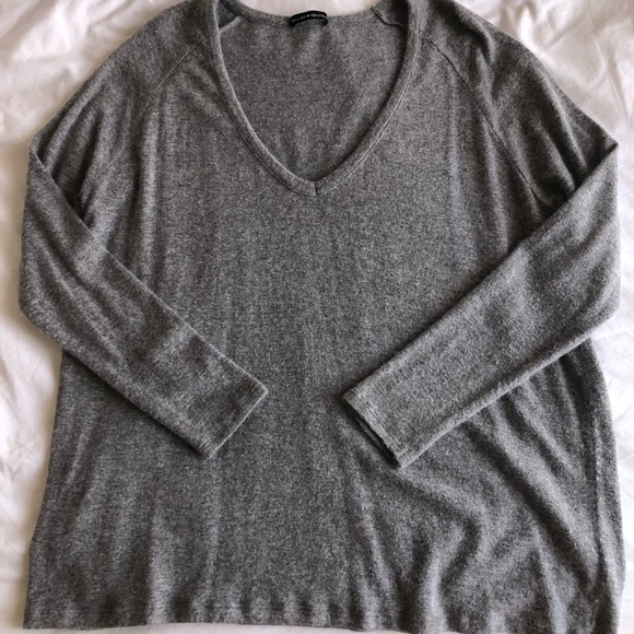 Sweaters - Brandy Melville Sweater